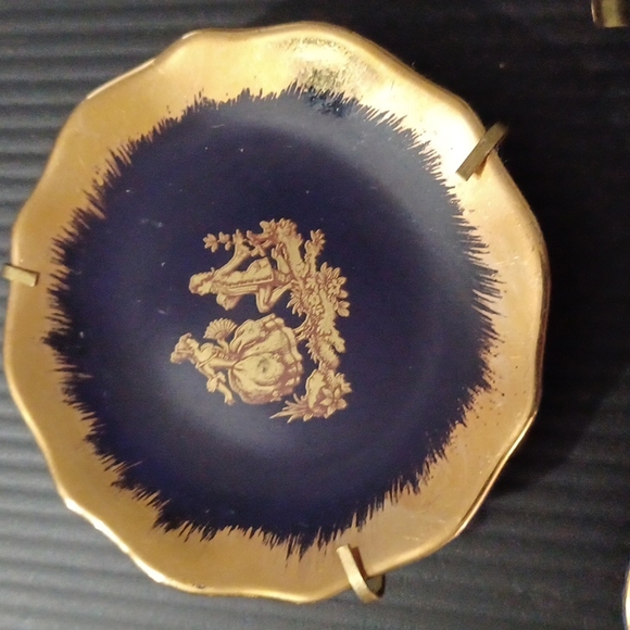 3 Vintage Limoges France mini plates - Picture 2 of 5